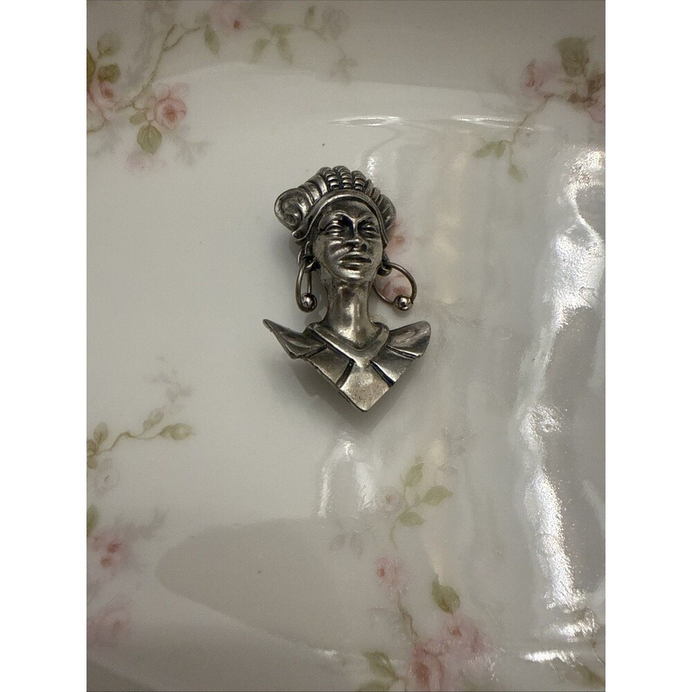 Vintage Signed ART Arthur Pepper blackamoor African woman brooch, EUC!